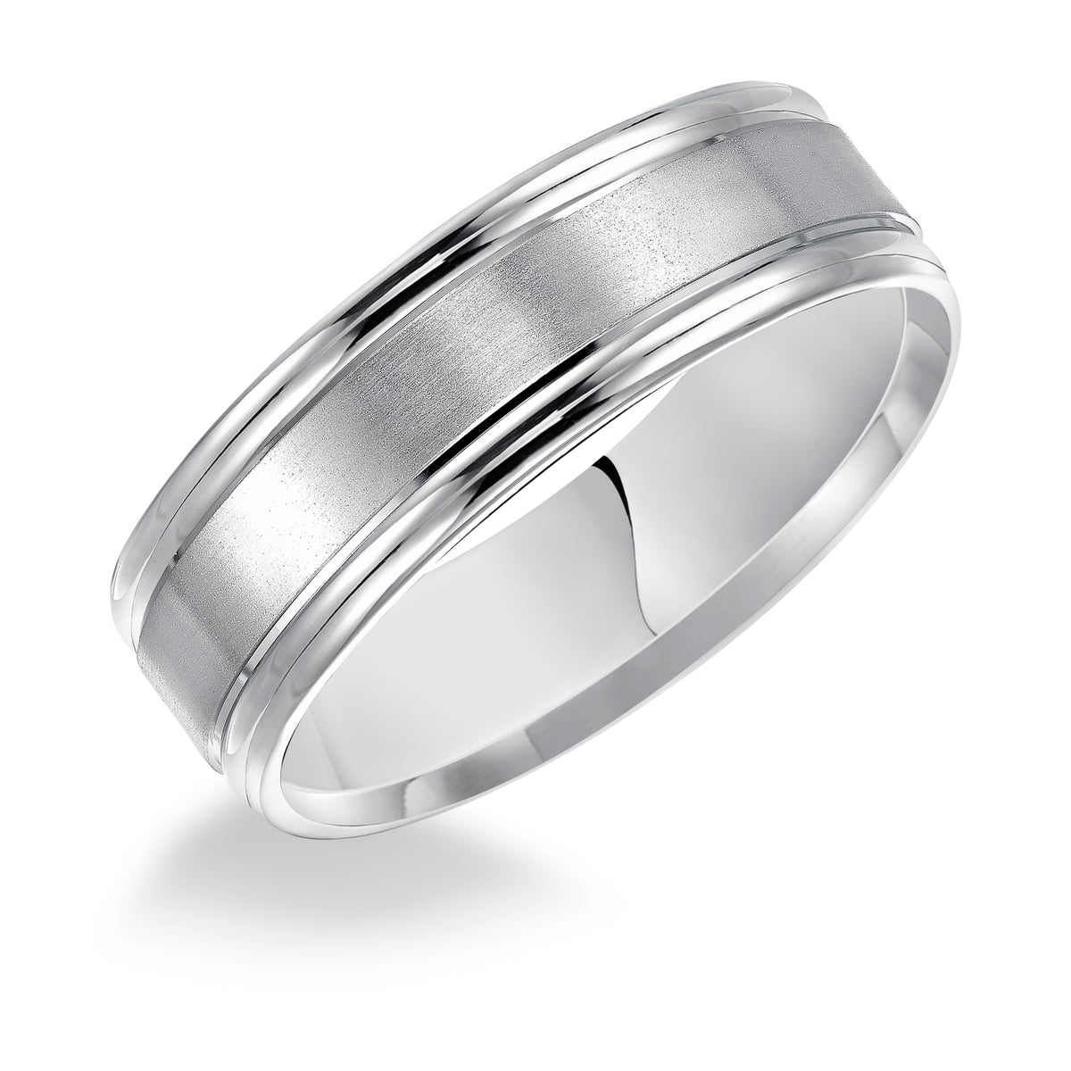 This Comfort Fit wedding band features a satin finish and round edges for a classic look