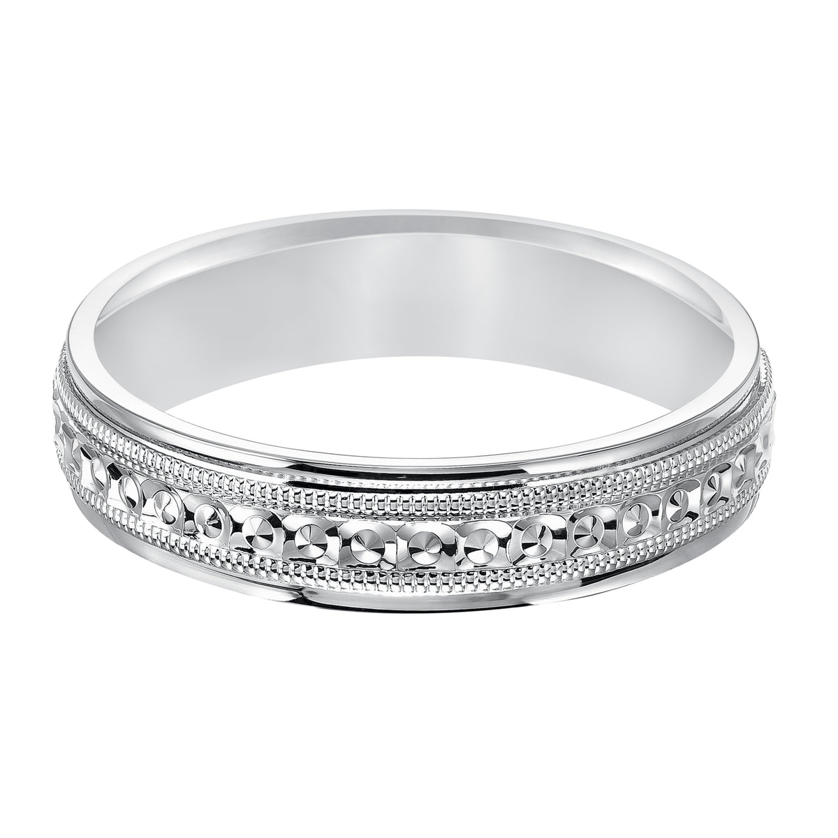 This low-dome styled, Comfort Fit wedding band features an eye-catching design with a bright finish, milgrain and round edges