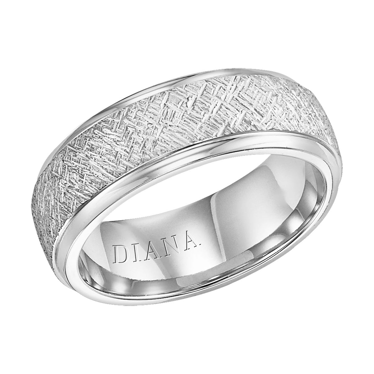 Dome Step Edge Carved Wedding Band