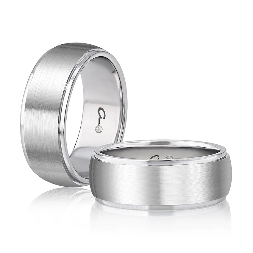 Domed Satin Center with High Polish Step Edge