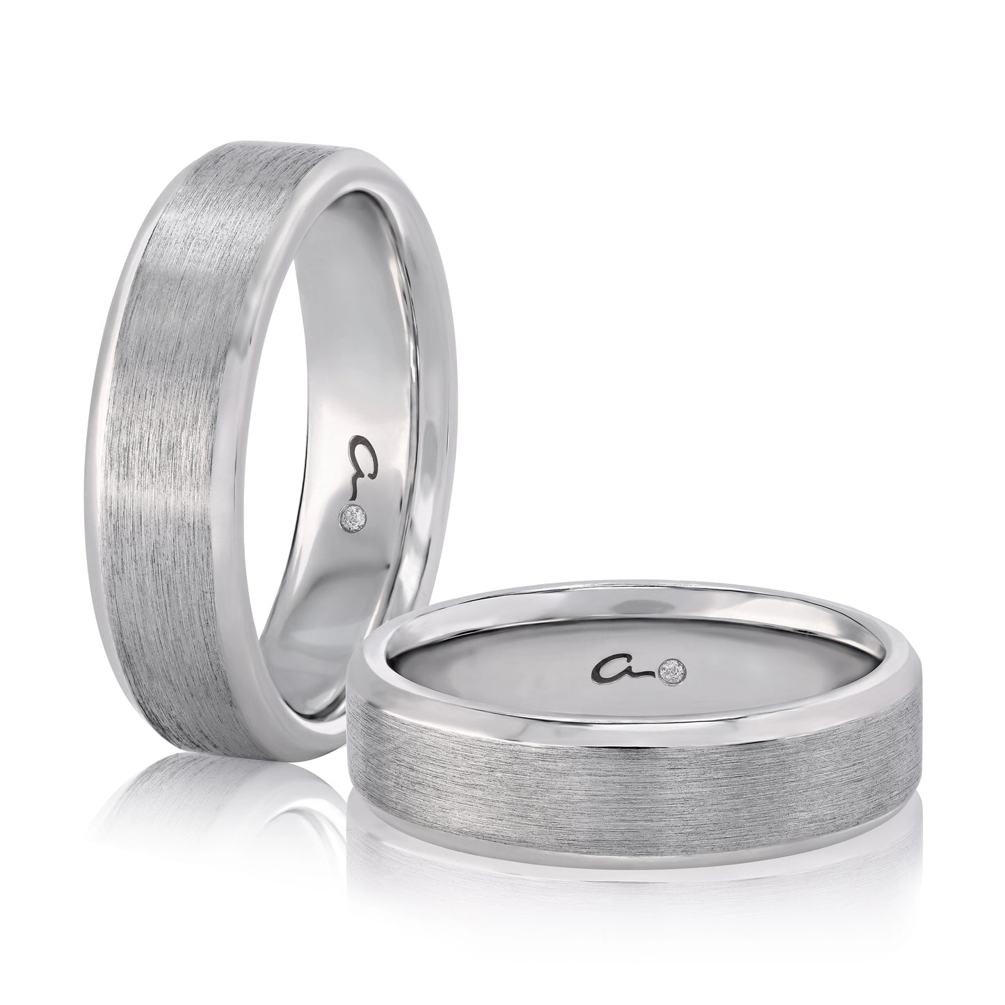 Modern Wire Brushed Finish Men's Wedding with Polished Edges