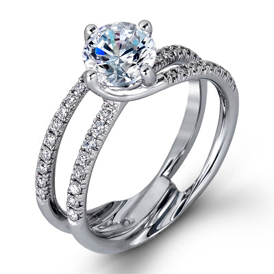 Simon G. Bridal Set 18k White Gold Round Cut Engagement Ring
